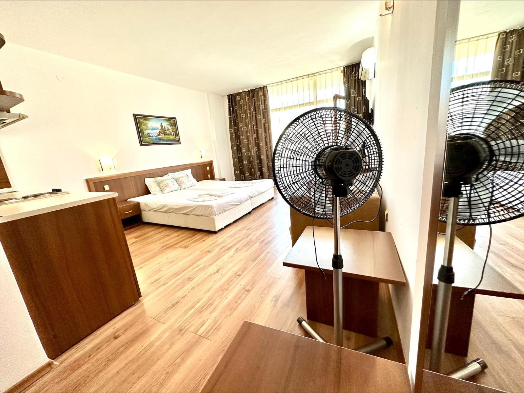 Grenada - Menada Apartments Sunny Beach Cameră foto
